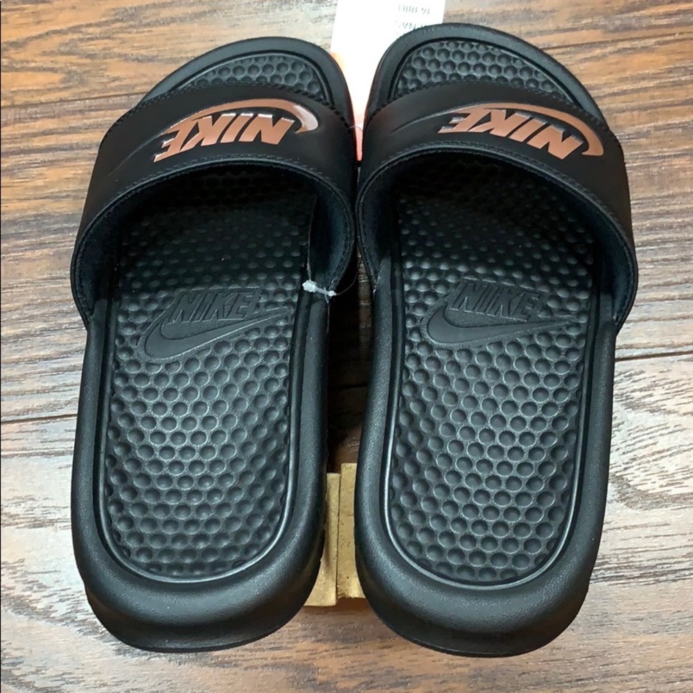 NIKE WMNS BENASSI JDI Black/Rose Gold - Picture 9 of 16